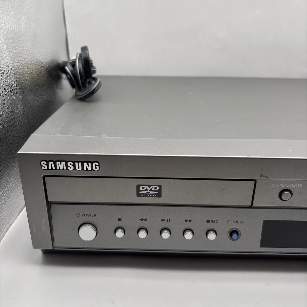 Samsung V3500 Progressive Scan DVD/VHS Combo Tested and Working